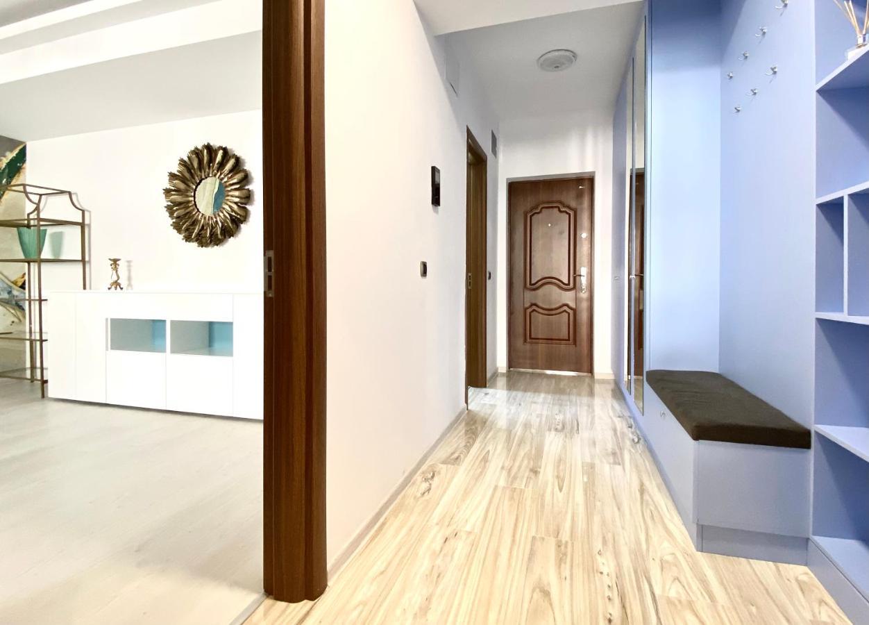 Coquette Apartment Brasov Bagian luar foto