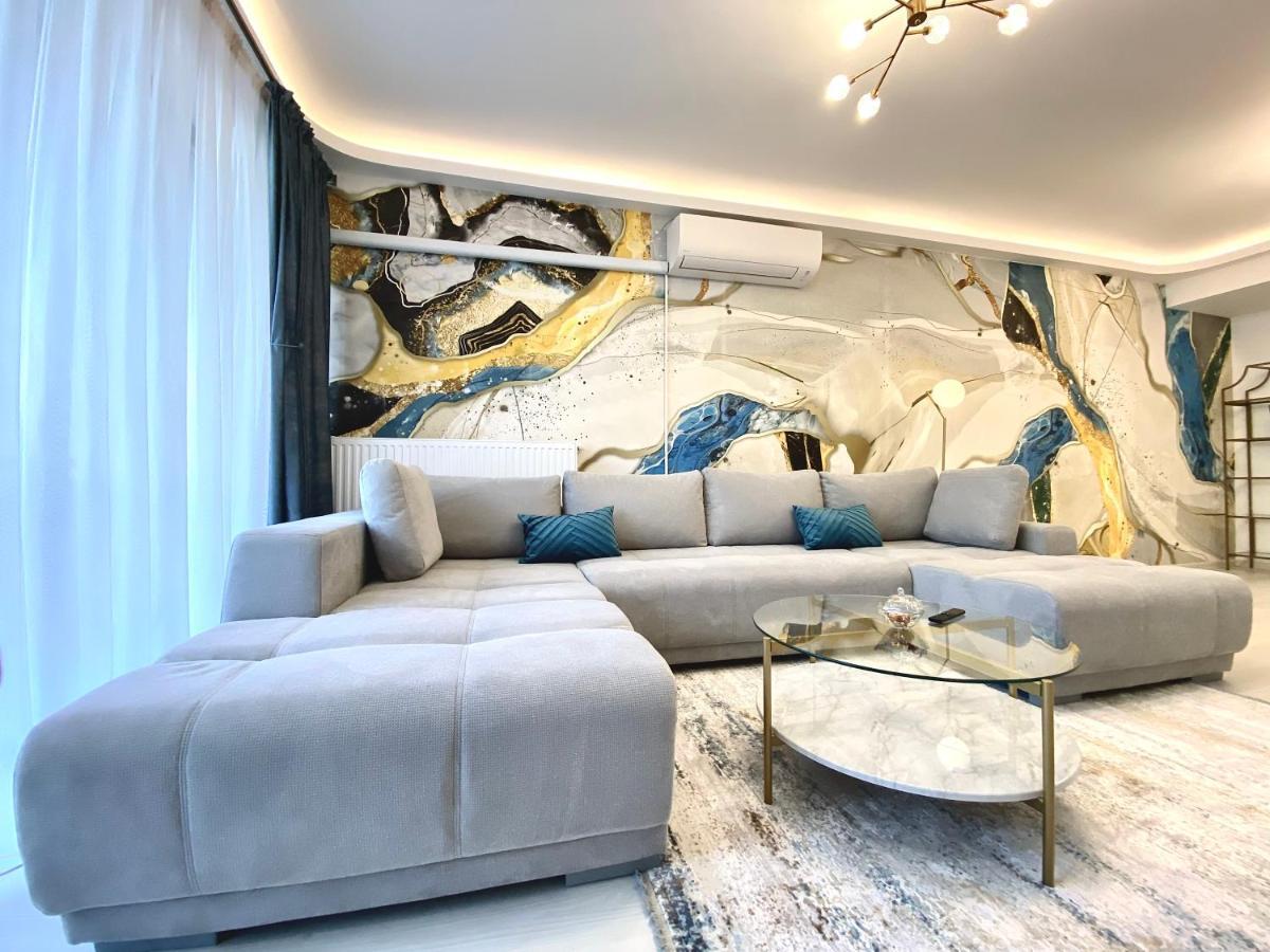 Coquette Apartment Brasov Bagian luar foto