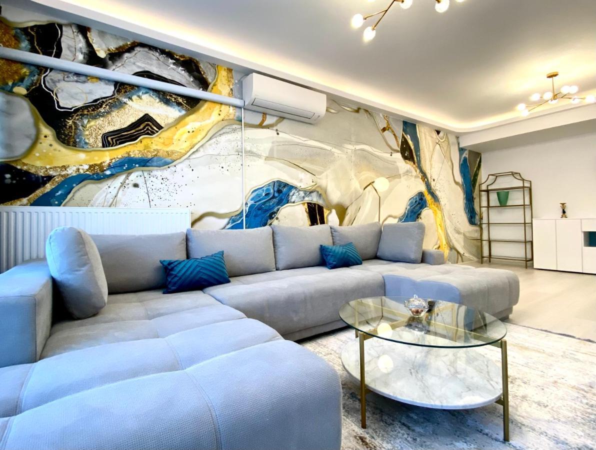 Coquette Apartment Brasov Bagian luar foto