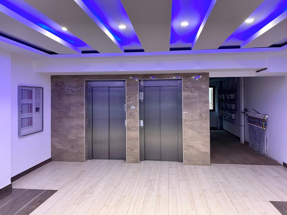 Coquette Apartment Brasov Bagian luar foto
