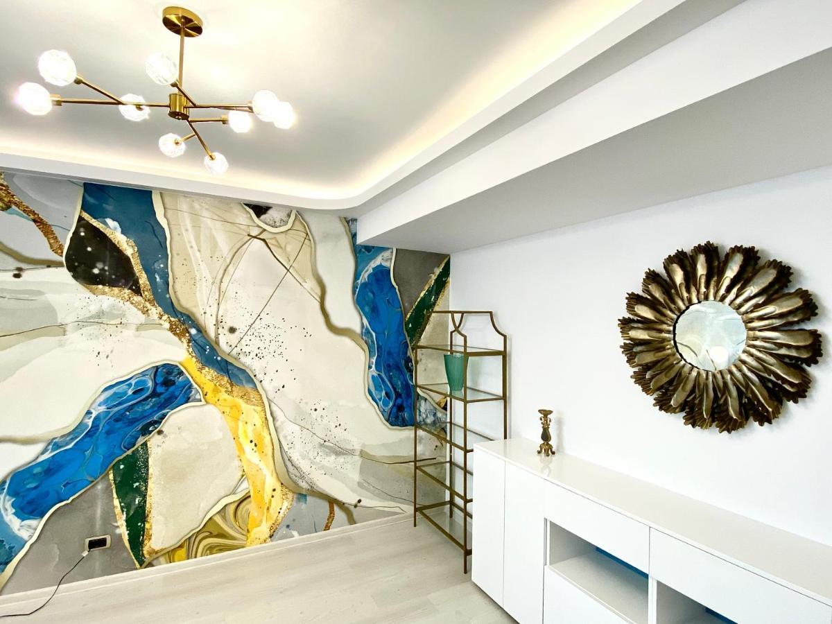 Coquette Apartment Brasov Bagian luar foto