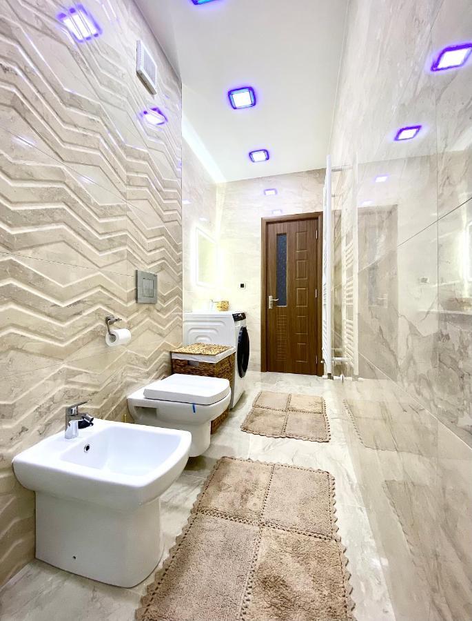 Coquette Apartment Brasov Bagian luar foto